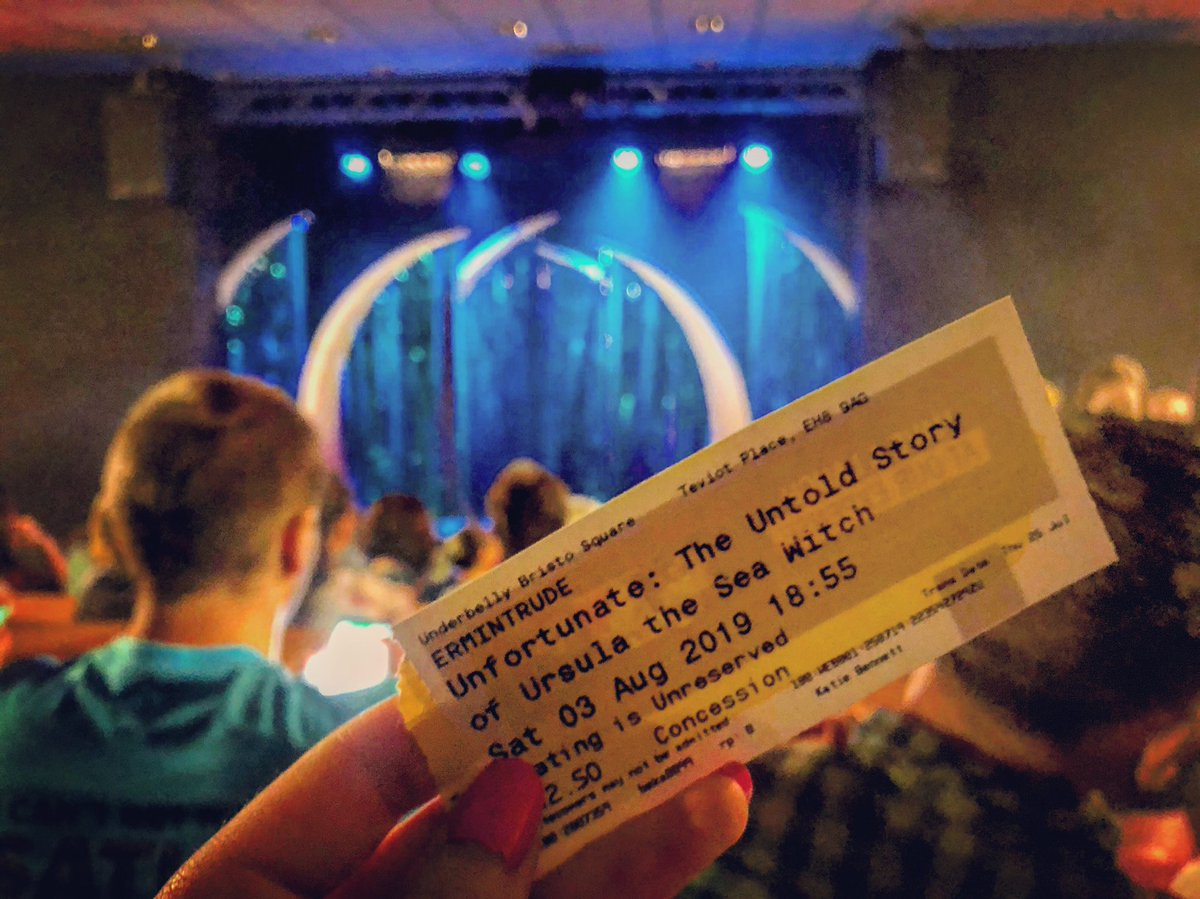 My 1st show for my 1st time at the @edfringe was SO appropriate!! 🧜🏻‍♀️
@WeAreFatRascal ‘s #UnfortunateMusical and it was FIN-TASTIC !! The perfect parody of The Little Mermaid... Ariel needed to learn the importance of having a voice over just having looks. Really rather relevant!