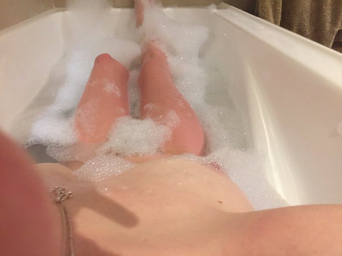 Bubble bath anyone? #bubblebath #nswf #nudes #boobs #tits https://t.co/eSSZPxzVnx<a href="/tag/bubblebath"class="tags">#bubblebath</a><a href="/tag/nswf"class="tags">#nswf</a><a href="/tag/nudes"class="tags">#nudes</a><a href="/tag/boobs"class="tags">#boobs</a><a href="/tag/tits"class="tags"><span>#tits</span></a>