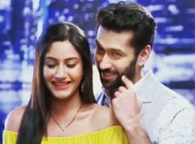 Laughters and would even flirt with each other! This phase is the base on which they reached to a level where they can open their most subdued pains.  #ishqbaaaz  #shivika