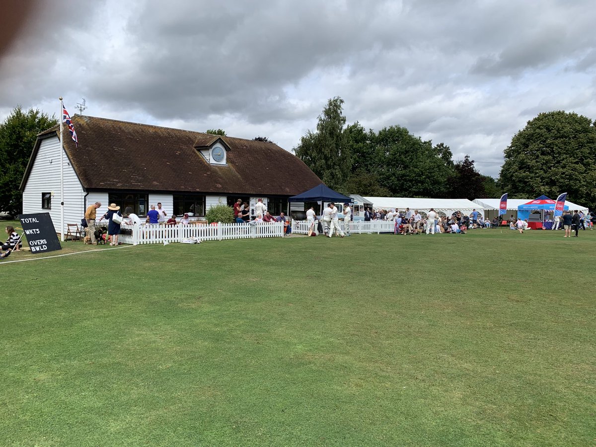 robwatsham's tweet photo. Well what happened to that week? Great memories of a great game between @stoneinoxney and @H4HCricketteam with over Β£2,000 raised for @HelpforHeroes #beyondinjury #stonearmy https://t.co/gISLeRYx0a