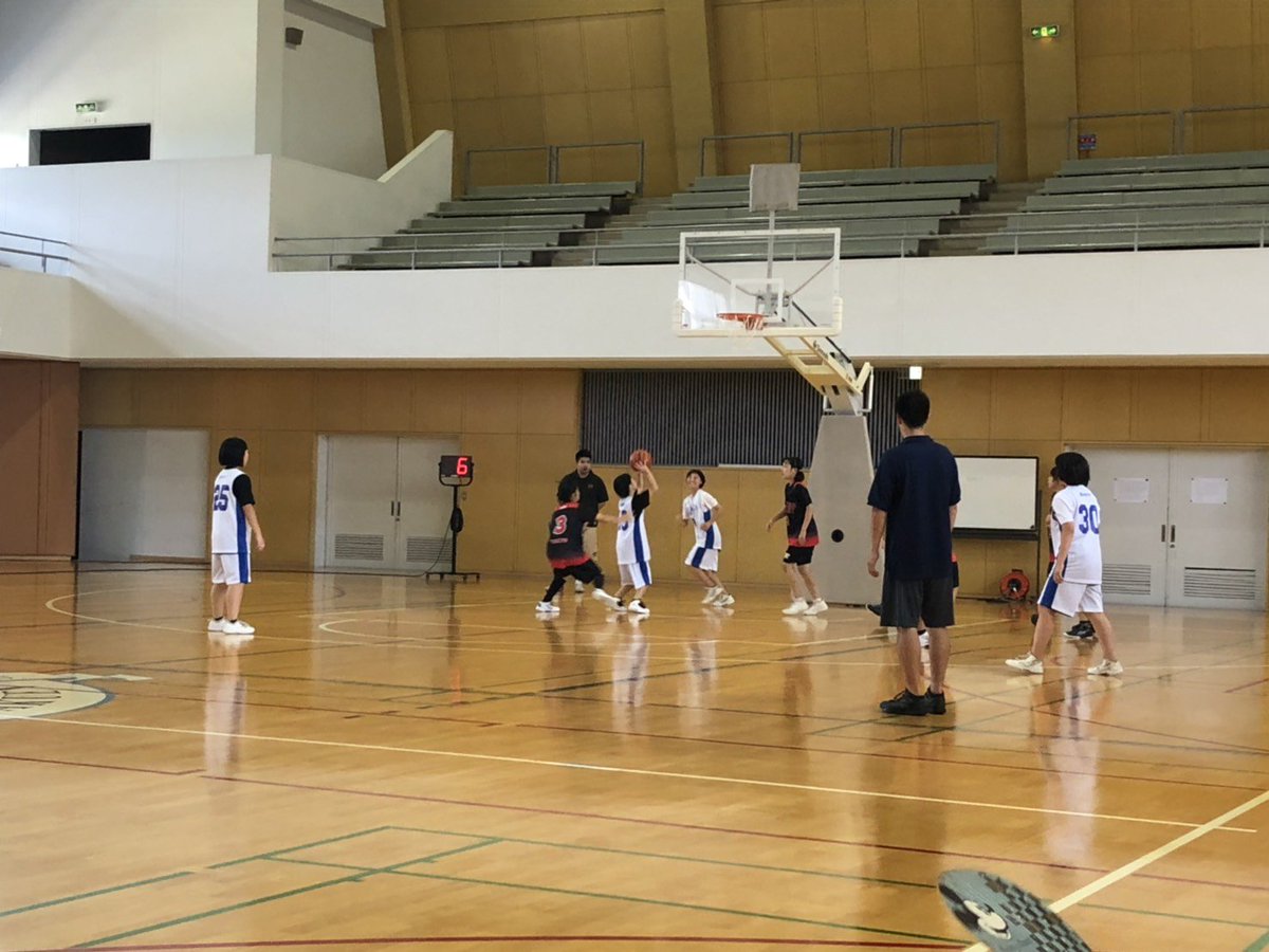802beamsu15's tweet photo. 本日、午後から@共立女子第二中高で練習試合でした！
参加した８名のメンバー、ベンチとともに頑張っていました！３勝１敗。

対戦相手のチーム・審判の皆さま、応援に来てくださった保護者の皆さま、暑い中、本当にありがとうございました♪ https://t.co/S8MnzvOFH5
