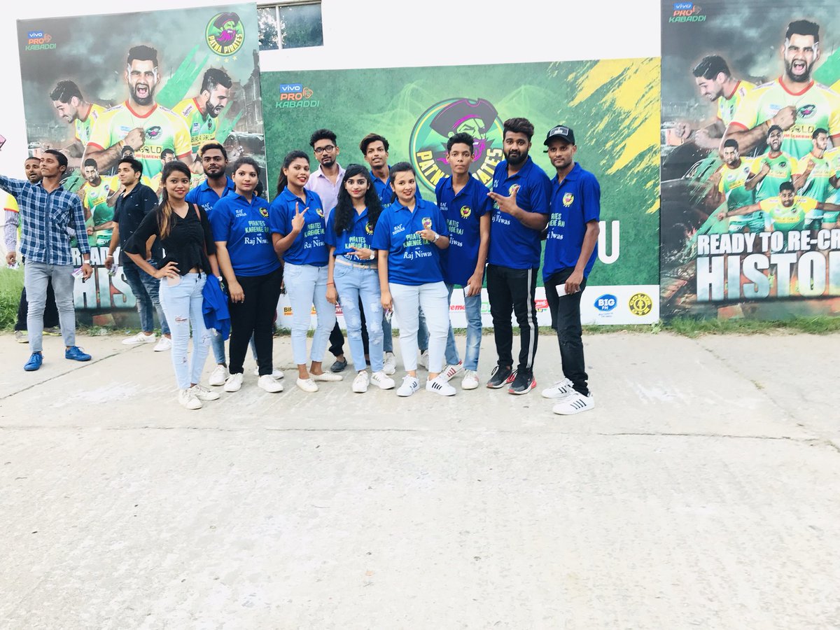 vishalraikod's tweet photo. Ready for Pro Kabaddi Events 2019 !!! Chears For @patnapirates
@prokabaddi
#kingofdancepatna #kodpatna #teamkod #patnapirates #bestdanceclassinpatna #koddance #instalove #dancedilse #danceindiadance #vishalkod #danceisthelanguagebeyondwords #kodcrew #kingofdanceindia #bestdance https://t.co/xThlNluxEF