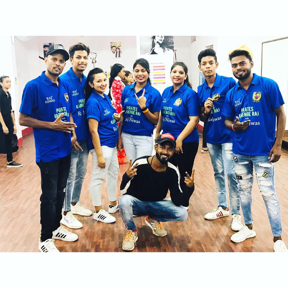 vishalraikod's tweet photo. Ready for Pro Kabaddi Events 2019 !!! Chears For @patnapirates
@prokabaddi
#kingofdancepatna #kodpatna #teamkod #patnapirates #bestdanceclassinpatna #koddance #instalove #dancedilse #danceindiadance #vishalkod #danceisthelanguagebeyondwords #kodcrew #kingofdanceindia #bestdance https://t.co/xThlNluxEF