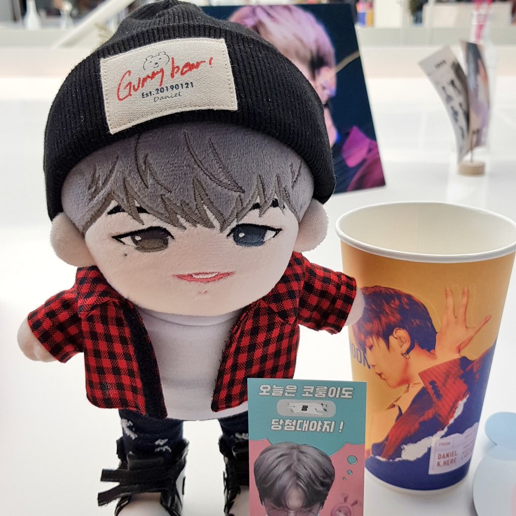 somniel2's tweet photo. #정오의_태양_강다니엘
#Reboot_Of_DanielK

보고싶었어요 진짜❤
복권당첨엔 실패했지만 멋진 형아사진 많이 봤지요❤ https://t.co/NJIyzDV1Ei