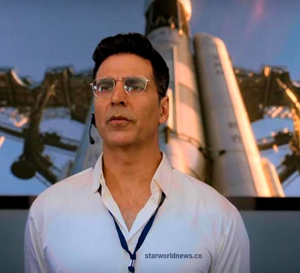 starworldnewss's tweet photo. https://t.co/6THPTGVUvQ There is enough screen-space for my female co-stars in our  space-centric film: Mission Mangal : Akshay Kumar @akshaykumar @Akkistaan @taapsee @SonakshiSinha @vidya_balan @TheSharmanJoshi
@menennithya @IamKirtiKulhari @Jaganshakti @foxstarhindi https://t.co/f7xKzoF1n0