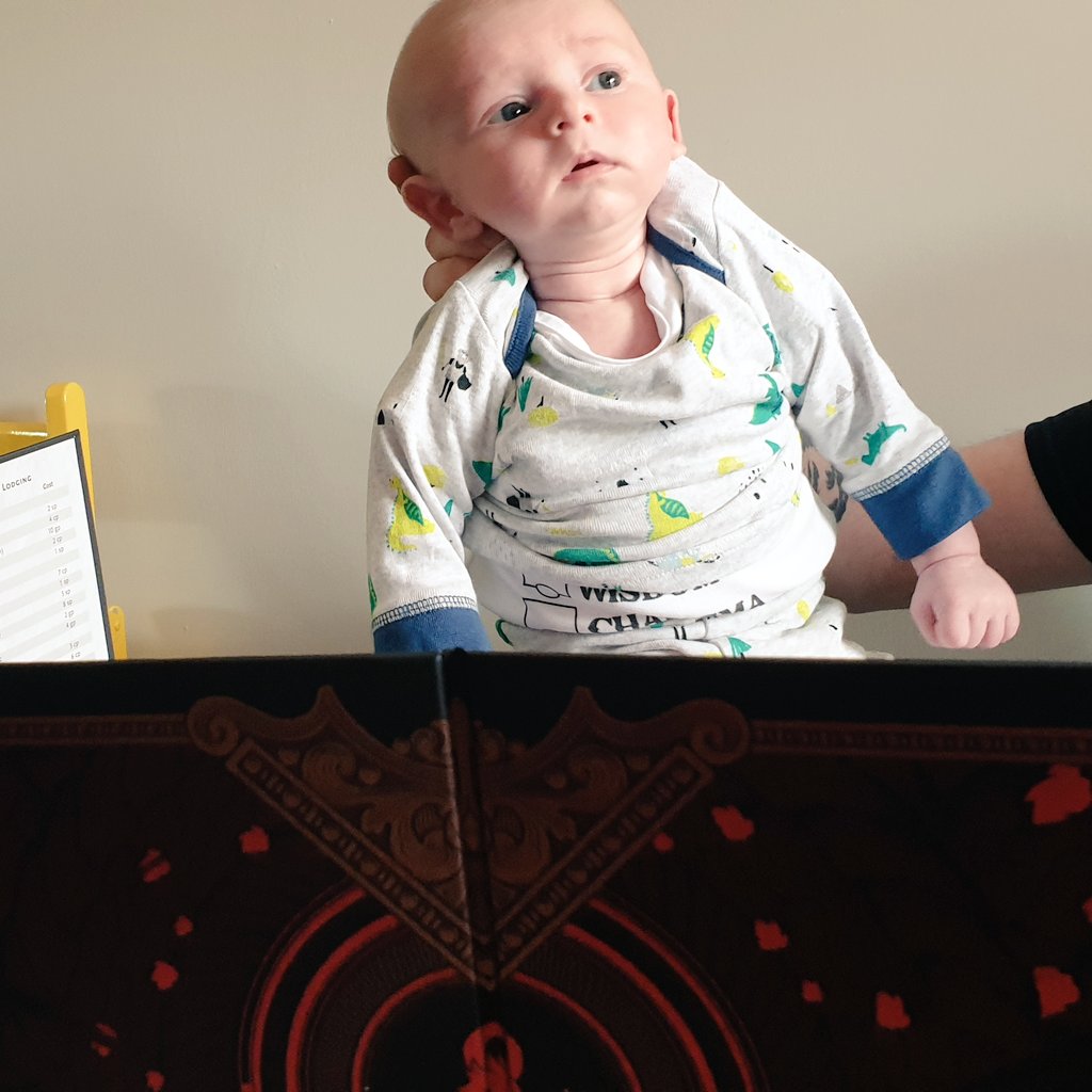kiki3387's tweet photo. The expression when your players suggest some dumb shit is apparently the same regardless of age 😂 #youcancertainlytry @matthewmercer @Marisha_Ray @WillingBlam @LauraBaileyVO @VoiceOfOBrien @samriegel @executivegoth @TheVulcanSalute https://t.co/Xv9vQqMi8K