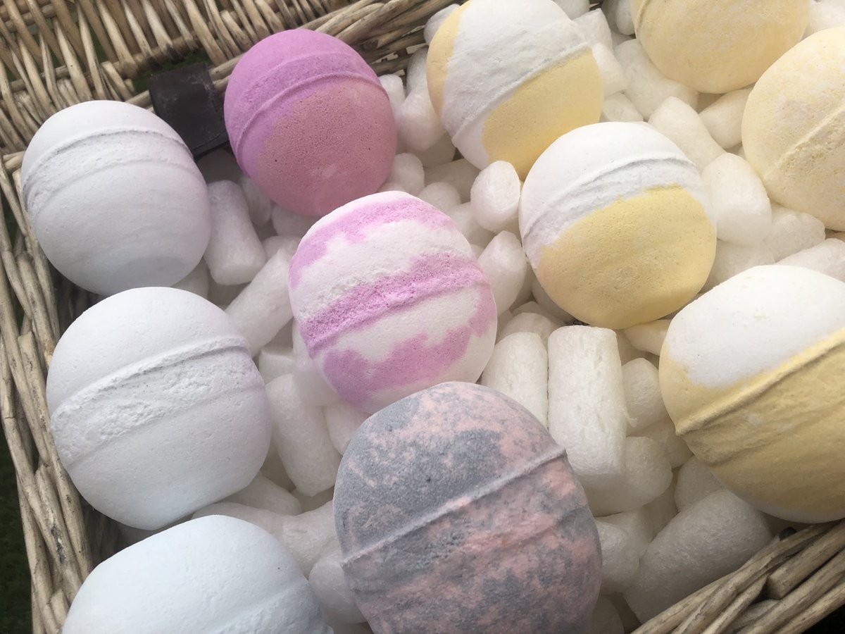 thewrightgift1's tweet photo. It’s the first Sunday in the month &amp; I’m back here at @altrinchammkt with my handmade vegan &amp; organic bath &amp; body products. Here until 4pm!! https://t.co/3GeF1Kqbuv
