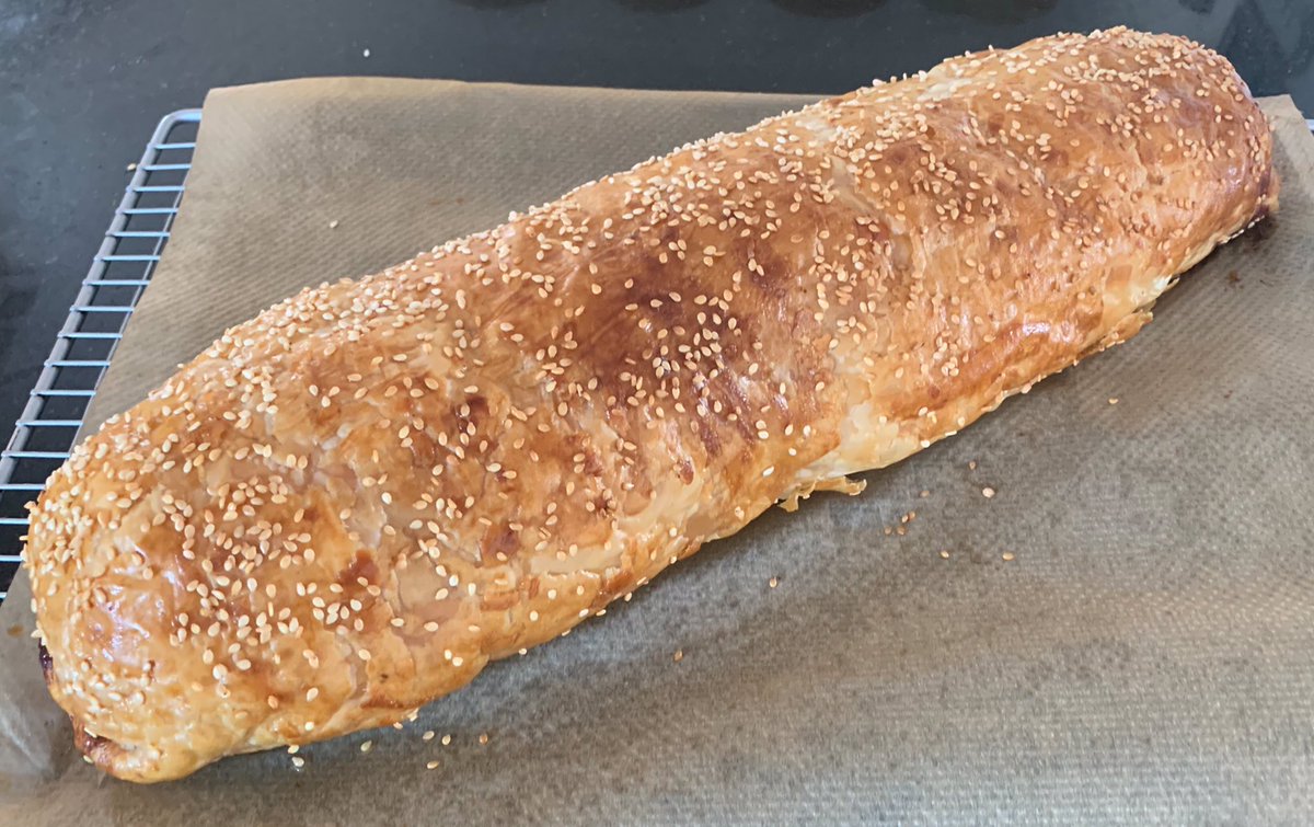 Rob_C_Allen's tweet photo. Tea time preparation, @BegumNadiya ‘Meat Loaf Roll’ it’s like a sausage roll on steroids 😍. The money shot will come once it’s sliced 🙈 🥚. Thanks Nadiya for the #inspiration #Motivation #SundayTea https://t.co/k3q5VqGKbz