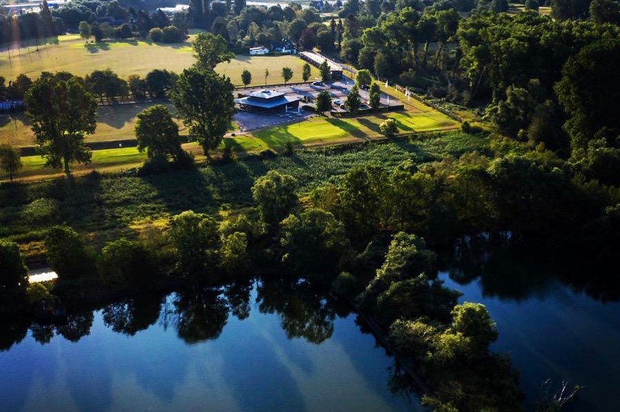 #redgolfmoorfleet #golfinhamburg

Hast du schon einmal in Moorfleet eine Golfrunde gespielt? ⛳️🏌️‍♂️