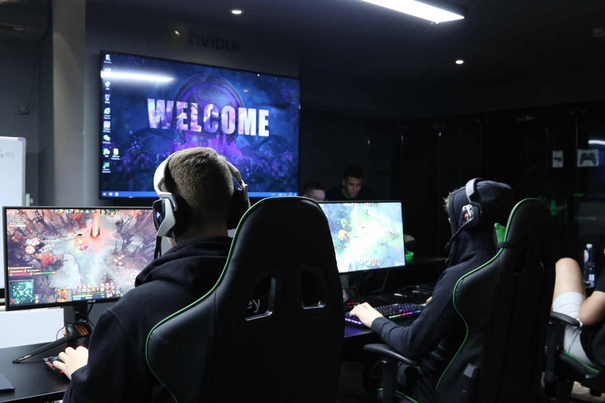 Team Secret tweet media