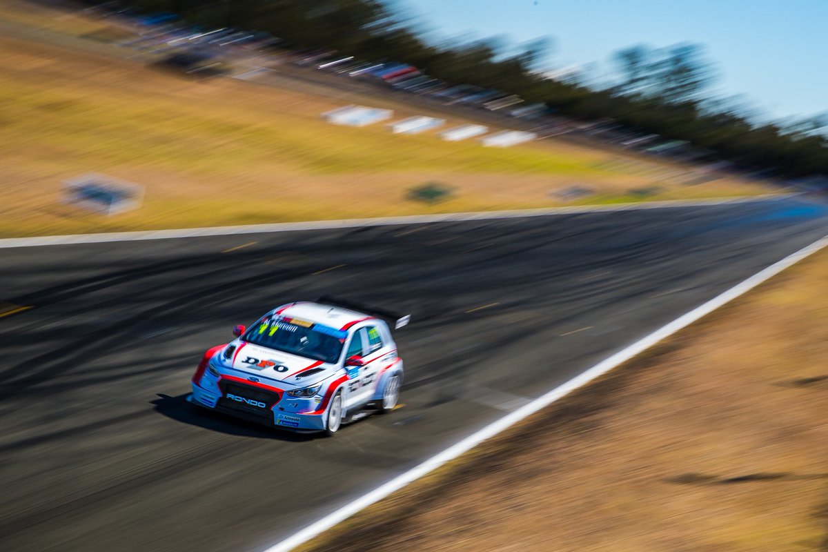 nathanmorcom's tweet photo. Got on the end of some solid results today! Snagged P6 and P4 for Race 2 and 3. A pretty consistent weekend for the #11 Car in the end, banked some important points and maintained the momentum as we move onto Round 5 👊🏻
#HMOCustomerRacing #HMSGOfficial
#TCRAustralia https://t.co/EmsnDkOi0H