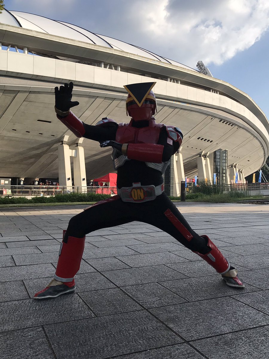 イケマル オオツカさんのミルフィーユ勝つカレーで精をつけて さぁ勝ち点3奪取だぁ 南阿蘇のアース戦士ジオンガや 自衛隊制服のくまモンも応援してるぞ ロアッソ熊本 ブラウリッツ秋田 Hikari