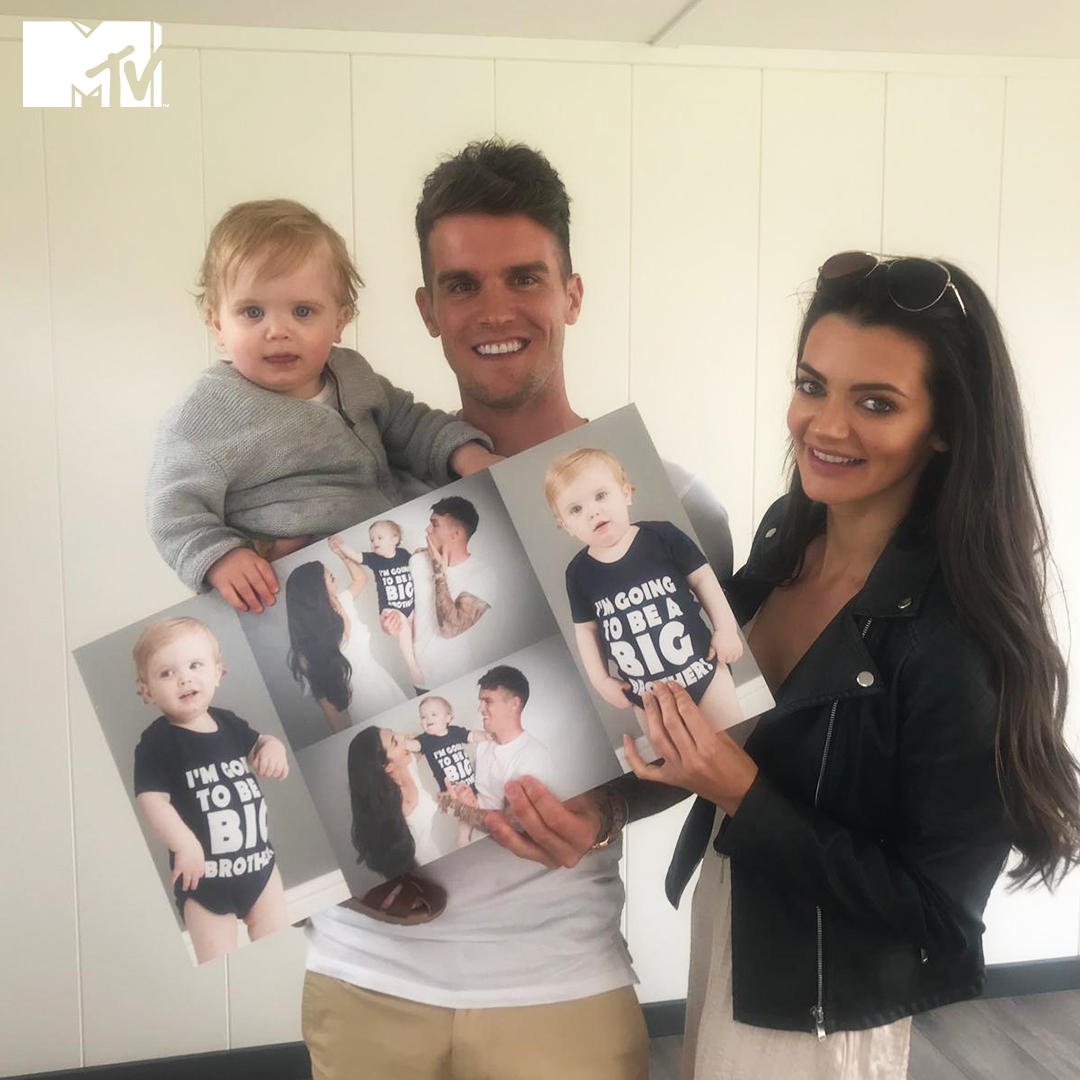 mtvgeordieshore's tweet photo. A true Geordie family photo album ❤️ https://t.co/MZSODKvi8L