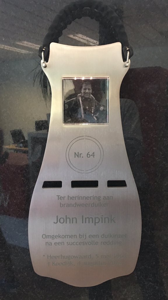 Vandaag herdenken wij onze collega brandweerduiker John Impink.  

4 augustus 2014 - 4 augustus 2019

John overleed na een geslaagde reddingsactie in Koedijk. <a href="/vrnhn/">Veiligheidsregio NHN</a>