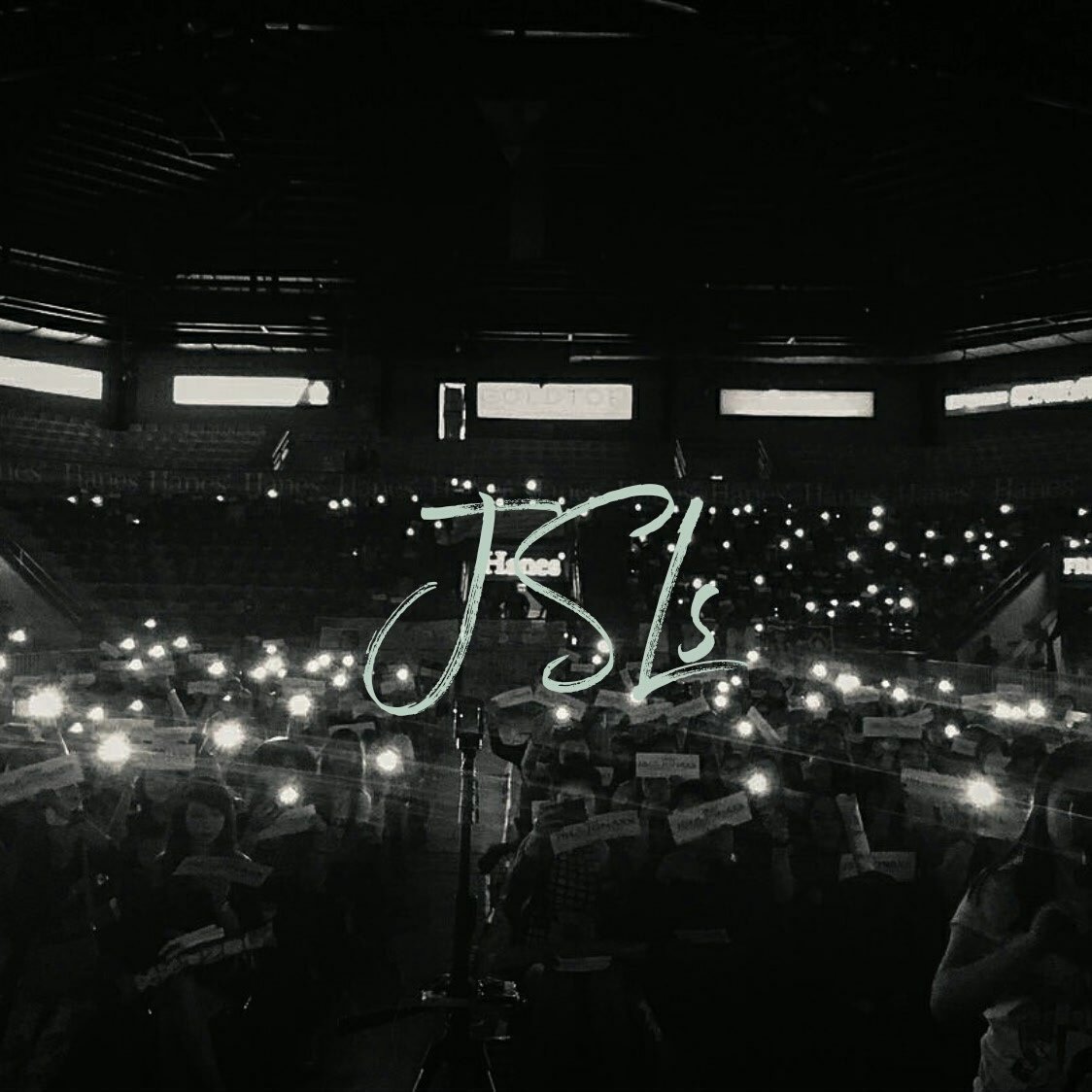 paulaazurin_'s tweet photo. Without Jonaxx, JSLs are nothing. Happy 6th Years Anniversary, JSLs!

#JSLsSIXnificantYears https://t.co/4FasCHtWGT