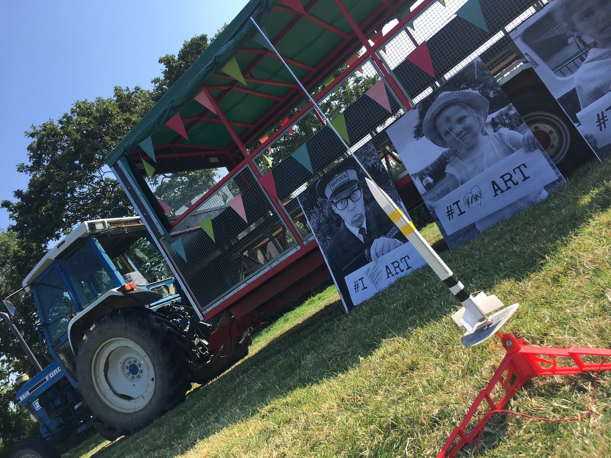 ST3AMCo's tweet photo. @PaulGarvey4 Yep.... morning campers from Godβs county of Cornwall
Lovely #WhatsYourArt19 pop-up at the Poughill Revel and Cuckoo Fair yesterday...
#ARTCONNECTS19 #ACESUPPORTED https://t.co/HsrZECmWrV