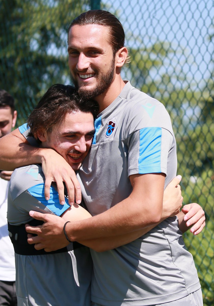 Trabzonspor's tweet photo. Takımımız, UEFA Avrupa Ligi 3. ön eleme ilk tur maçında karşılaşacağı Sparta Prag maçı hazırlıklarına devam ediyor.

Detaylar 👉 https://t.co/LbFler4pn1 https://t.co/UY2NEKMJxC