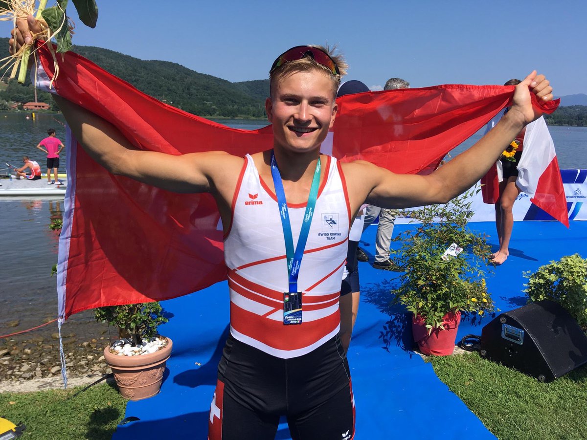 swissrowing's tweet photo. SILBER für Gian Struzina im Juniorenskiff!

Nach Bronze gestern am Coupe de la Jeunesse in Corgeno (Italien) schnappte sich der Zuger heute Silber. Well done! 

#coupecorgeno2019 https://t.co/yK5JfkFPXr