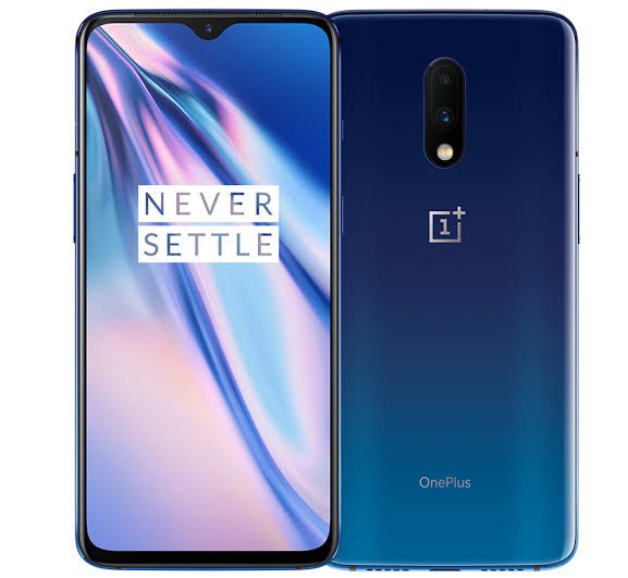 kavanrana's tweet image. Understated elegance. This is my #oneplus7mirrorblue 😜
