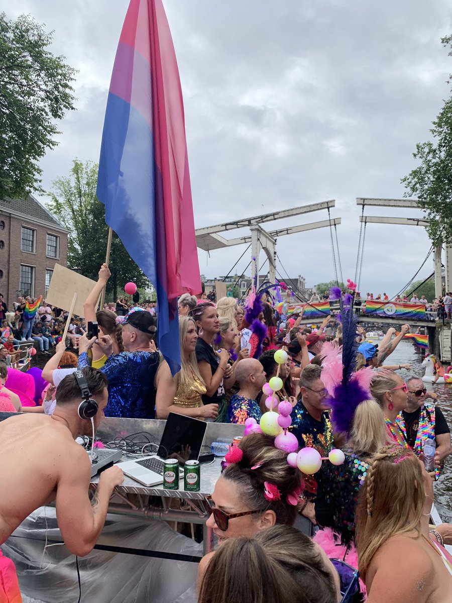 Dear beautiful people, thank you all for sailing with us. This year was incredible and we again have a voice to those who needed to be heard! Till next year on the #biboot #bisexual #Amsterdampride #genderswedothemall
