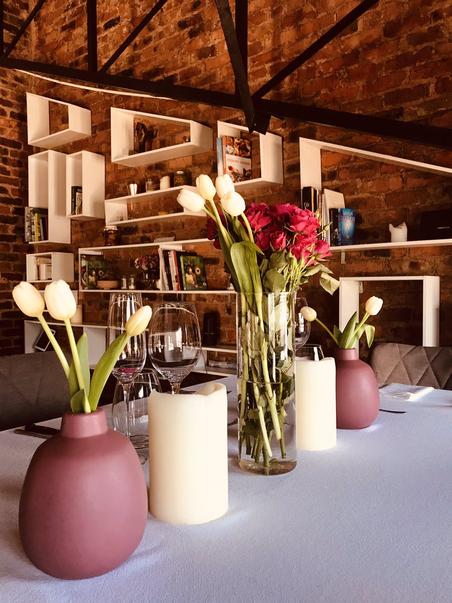 BlackOliveHouse's tweet photo. 1 Year Anniversary Lunch at the #BOHStudio |🌸🌸🌸🌸| Welcome to the #BOHExperience 🌺🌺 BOOKINGS: Email: info@blackolivehouse.co.za
🌸Call: 0110267722
🌸Whatsapp: 0739982792
🌸https://t.co/GWfaCM3c9b
#BlackOliveHouse https://t.co/fUC25jF0pH