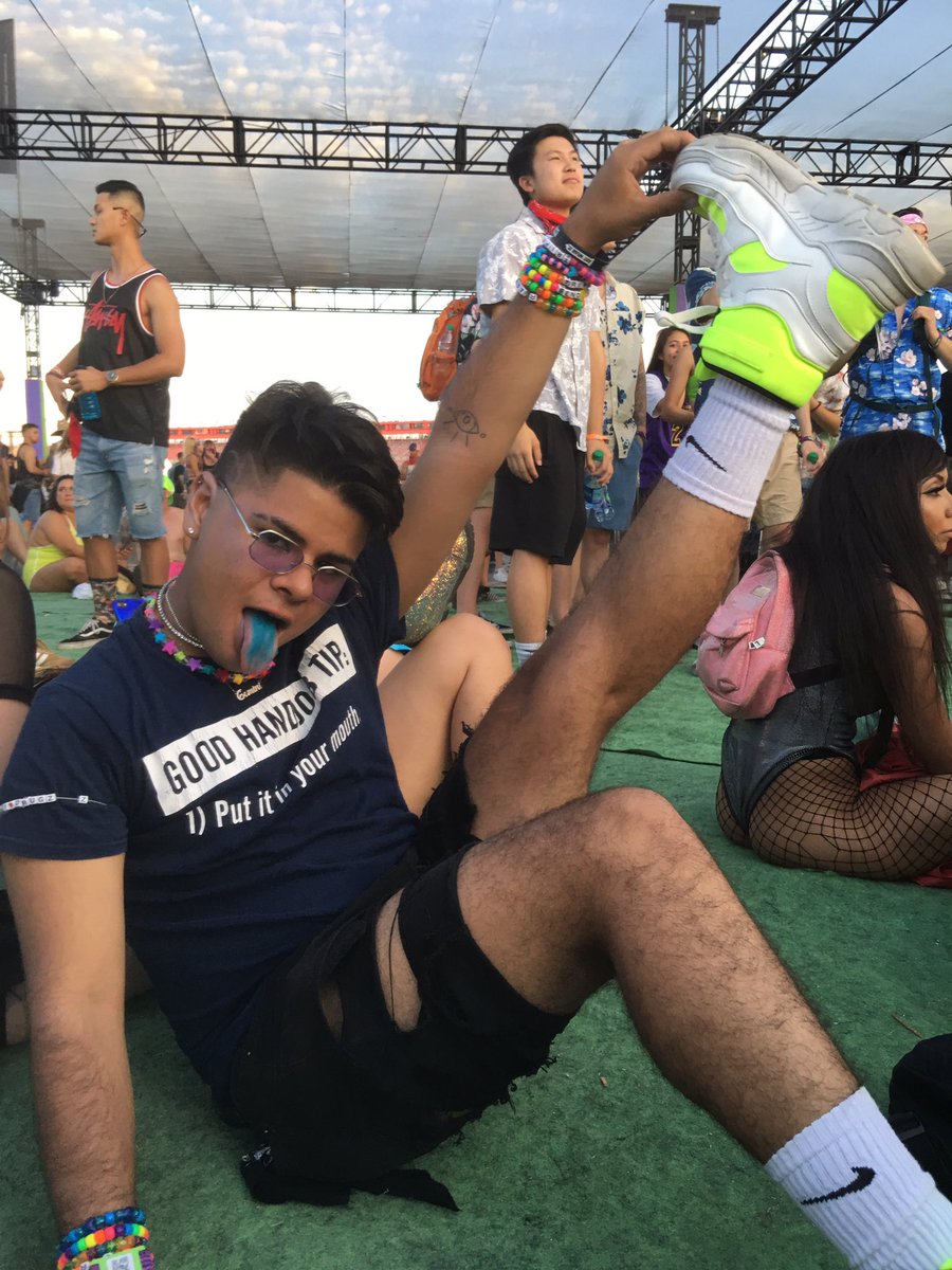 hardt0kill's tweet photo. #HardSummerFest Day 1 https://t.co/fA8OnUxrnc