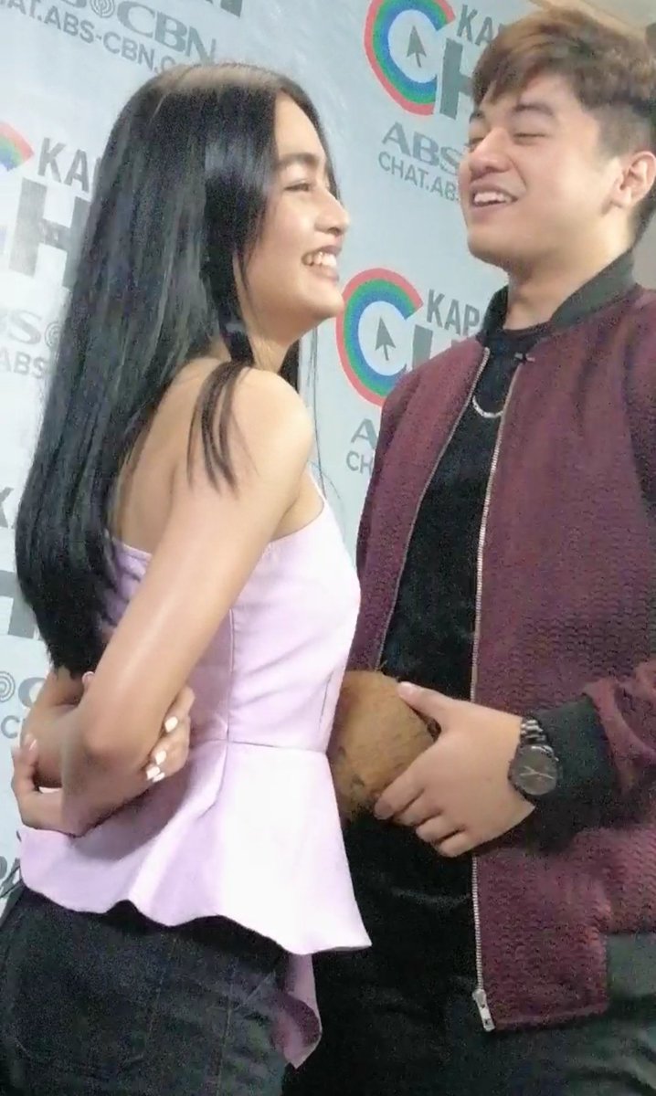 EignaAllebram13's tweet photo. Ang saya nila pag magkasama kaya sana maging masaya na lang din tau para sa kanilang dalawa kahit ano pa man ang meron sa kanila.. Wag sana tayo gumawa ng ikalulungkot ng dalawang bata na to kasi alam natin na mahal na mahal natin sila @hashtag_CK @vivoree
#KierVi https://t.co/HFVHOPSXWh