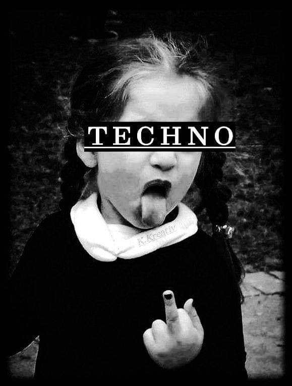 SLABO_music's tweet photo. #sound #slabo #deephouse #dancemusic #dance #dj #funky #oldschool #vinyl #vinyllover #minimaltechnomusic #electronica #electro #record #electrohouse #vinyl #vinyllover #techhouse
🎵

 #techno #turntable #techno
👽

 #tech #tomorrowland https://t.co/tRd8thdfZq
