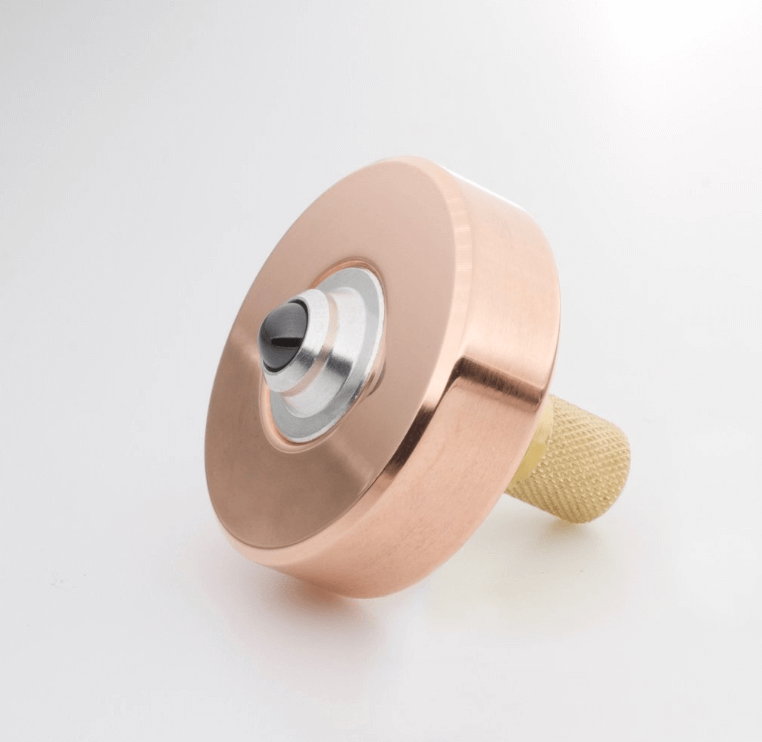 JPGAMESltd's tweet photo. Spinning Tops like you've (probably) never seen before. @VorsoSpin are in a class of their own. 

https://t.co/baeQfUMKX4 https://t.co/pBEnEwcto5