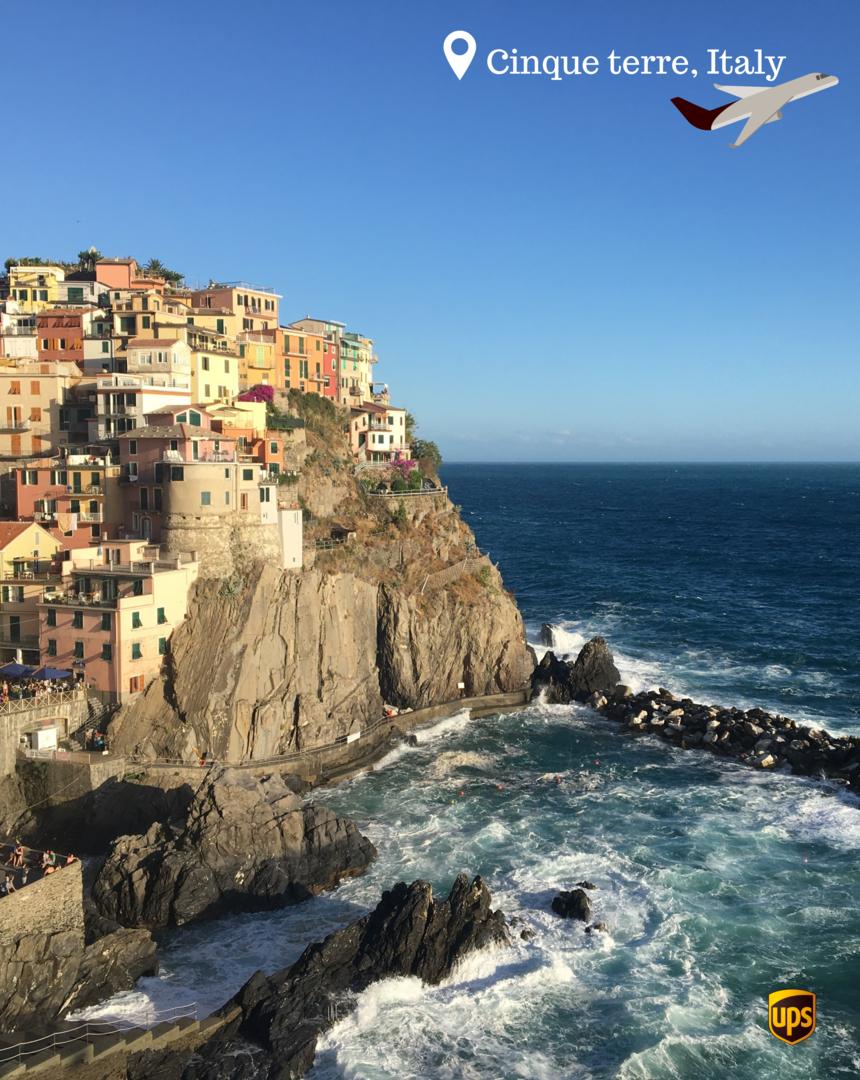 UPS_IT's tweet image. 🛫 Sei in partenza e attendi una #spedizione? 
Nessun problema! Fai consegnare il tuo pacco in una delle nostre sedi #UPSAccessPoint, presenti in tutta #Italia.