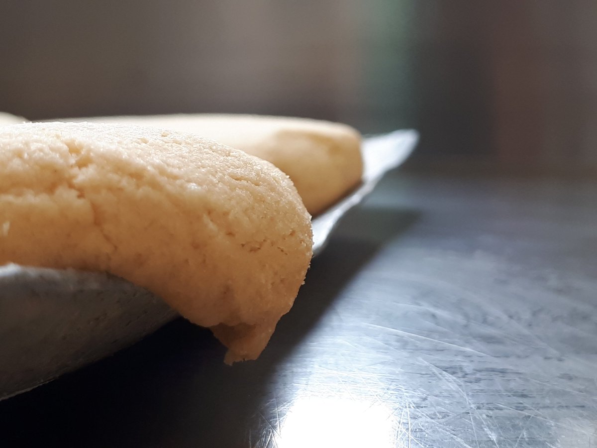 FluffMacFluff's tweet photo. When #salvadordali makes #shortbread #lovescotland #chefsproblems https://t.co/p87BHFKTpZ
