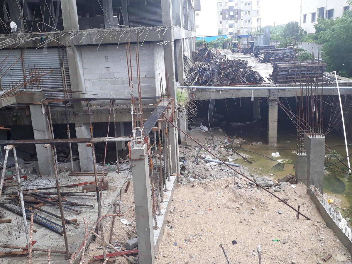 panash98's tweet photo. @KTRoffice @ChiefEntomolgst @CommissionrGHMC @GHMCOnline:Jains Carlton Creek,Khajaguda builder staff causing lot hardship to residents with stagnant water,Debris casusing mosquito and health issues for residents.Kindly instruct builder to clear menance that caused 6-7 dengue case https://t.co/ZzShcS0Kcb