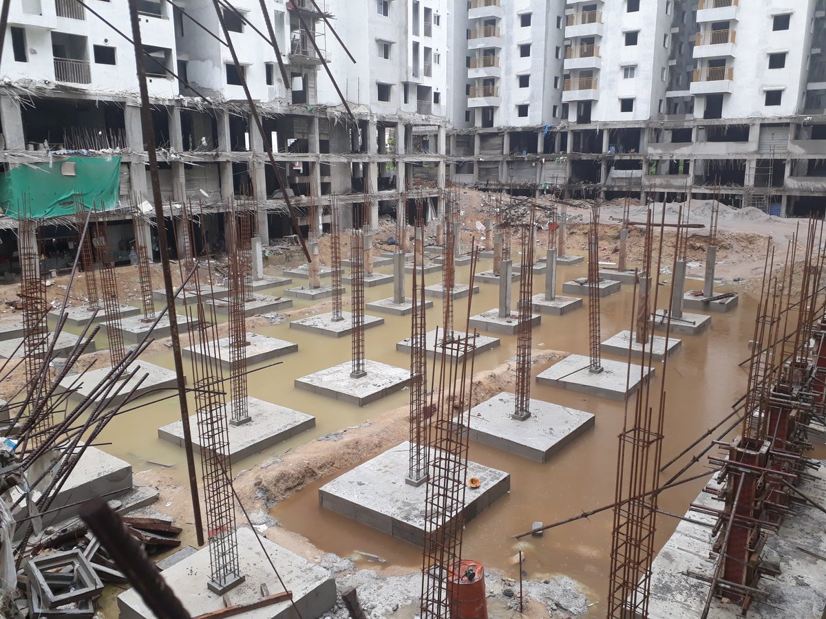 panash98's tweet photo. @KTRoffice @ChiefEntomolgst @CommissionrGHMC @GHMCOnline:Jains Carlton Creek,Khajaguda builder staff causing lot hardship to residents with stagnant water,Debris casusing mosquito and health issues for residents.Kindly instruct builder to clear menance that caused 6-7 dengue case https://t.co/ZzShcS0Kcb