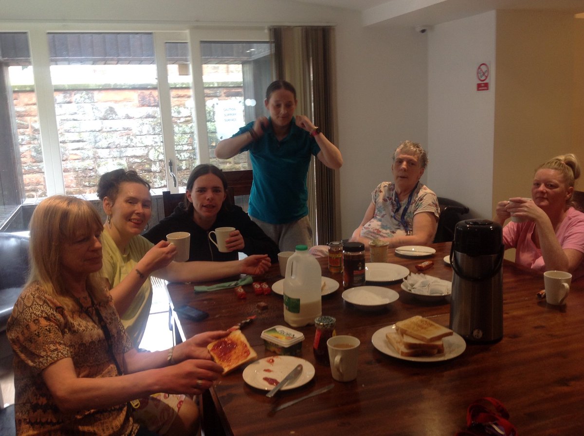 aspireincuk's tweet photo. Coffee Morning at our Belleisle Service #sundayfunday #socialising #empwer βοΈ https://t.co/jsH5Y8HyTL