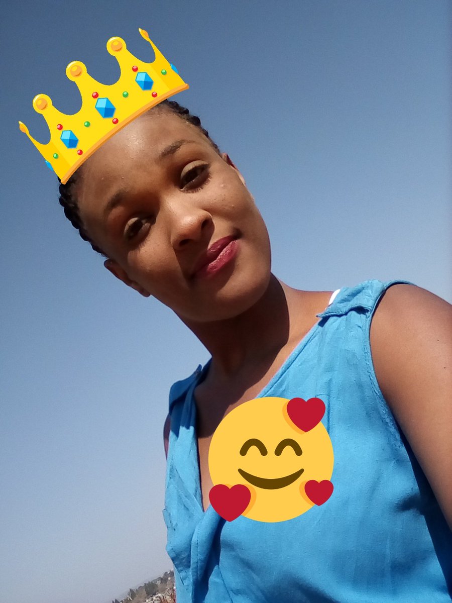 NaareShaun's tweet photo. Beautiful lady https://t.co/mtF0NE2WfG