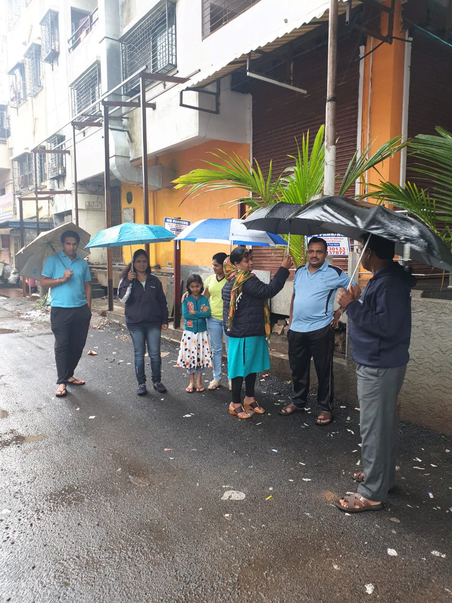 CleanKharadi's tweet photo. Week 58: On a rainy day all friends gathered together for cleanliness initiative.Happy friendship day to all. #Kharadi #Cleankharadi #Pune @SwachhBharatGov @SwachSurvekshan @swachhbharat @SwachhMaha @MlaJagdishMulik @mukta_tilak @ChDadaPatil @Dev_Fadnavis https://t.co/OgSV3bbVlv https://t.co/cvNULniU0I