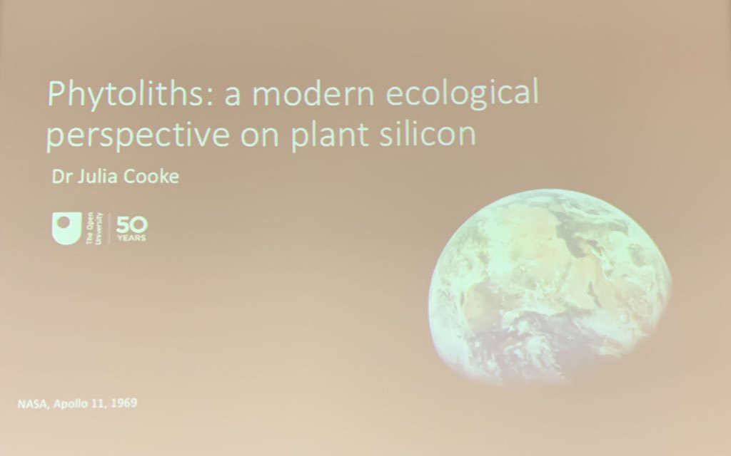 OpenUniGeolSoc's tweet photo. Good Luck @CookeJulia don’t worry geologists are not scary. Such a wonderful talk and thoroughly interesting talk on Phytoliths: a modern ecological perspective on plant silicon. @OpenUniversity @OU_EEE @OU_SPS @S309geology @S209geology @S112_OU #OUGS47 #Siliceousplants https://t.co/D970uiICkW