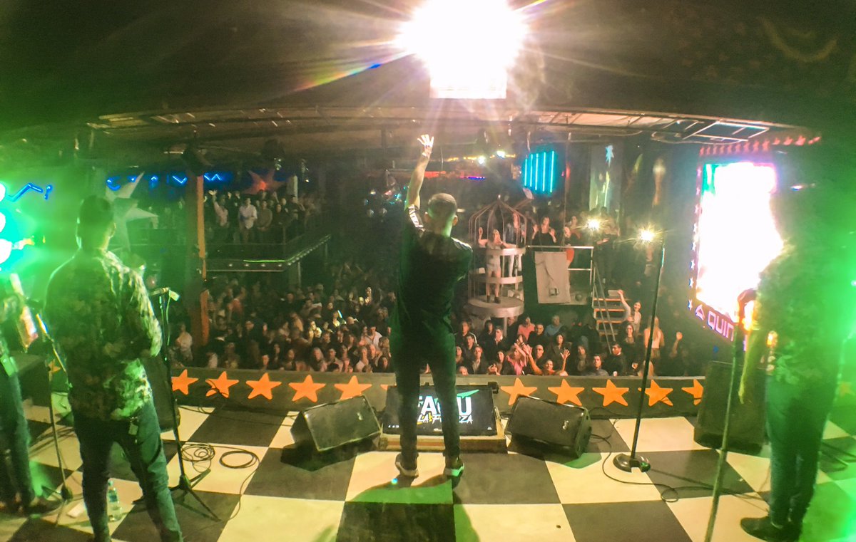 facuylafuerzaok's tweet photo. Gracias #BuenosAires 
por recibirnos tan bien 💪🏻🍀 
Y así pasamos por #QuinchoBailable y #CcpMoreno Gracias por hacernos pasar una espectacular noche 🔥 
#FacuYLaFuerza #DeGira #Bailazos #MuchasGracias 
📸 @PhPablo4 https://t.co/BAHh2bh3VC