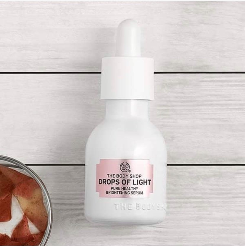 thebodyshopbd's tweet photo. Light up the skin with our #DropsOfLight Pire Healthy Brightening Serum. It absorbs quickly leaving skin bright and clear. #TheBodyShop #TheBodyShopBD #SkinCare #SkinBrightening #Serum #ShopNow #Dhaka #Bangladesh For home delivery, call on 8809678771295 or 1713485167 https://t.co/3bYDru3H2g