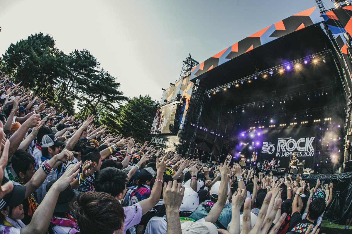 yayayayayanagi's tweet photo. 国営ひたち海浜公園
ROCK IN JAPAN FESTIVAL 2019

真夏日。
酷暑の中でも御構い無しにすげえ良い顔するあなたは本当に音楽が好きなんだね。ビシバシ伝わるステージでした。

ありがとう、また、会おう！
photo by @nekozephoto https://t.co/Rs7NGU5lyr