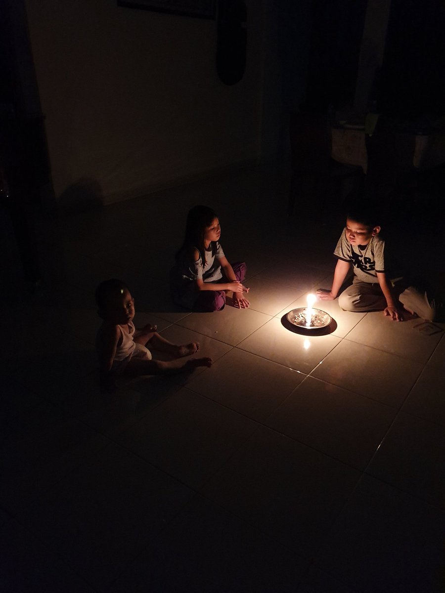 HasanudinJM's tweet photo. Balik jaman kegelapan :( https://t.co/Ie6iKaUO6k