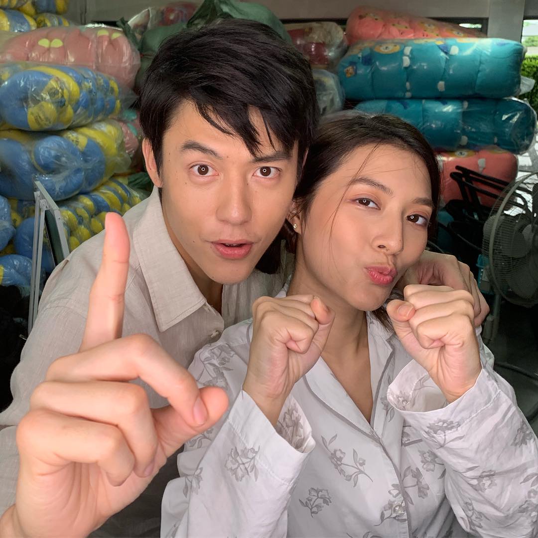 100 #อกเกือบหักแอบรักคุณสามี @.thongentertainment ถ่ายกันอยู่นะ 😊 <a href="/mewnitthaLuv/">Nittha -mewFC-° 💫</a>