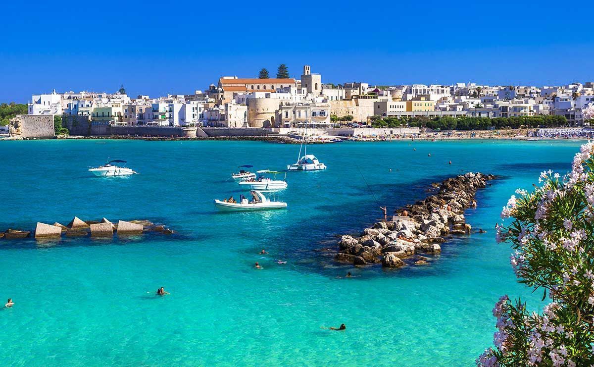 amberlair's tweet photo. 7 must-see cities in Puglia
Puglia offers rich history, gorgeous beaches, fascinating towns and archeological sites – all in a sublime, warm climate. Who could ask for a better travel destination?
https://t.co/Zw1TXlTwbJ
#wanderlust #WeAreInPuglia #boholover #Italy https://t.co/kwPogzIY9p