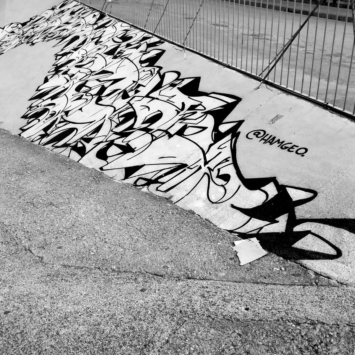 ~ <a href="/hamgeoart/">HAMGEO</a> ~

#blackandwhitephotography
