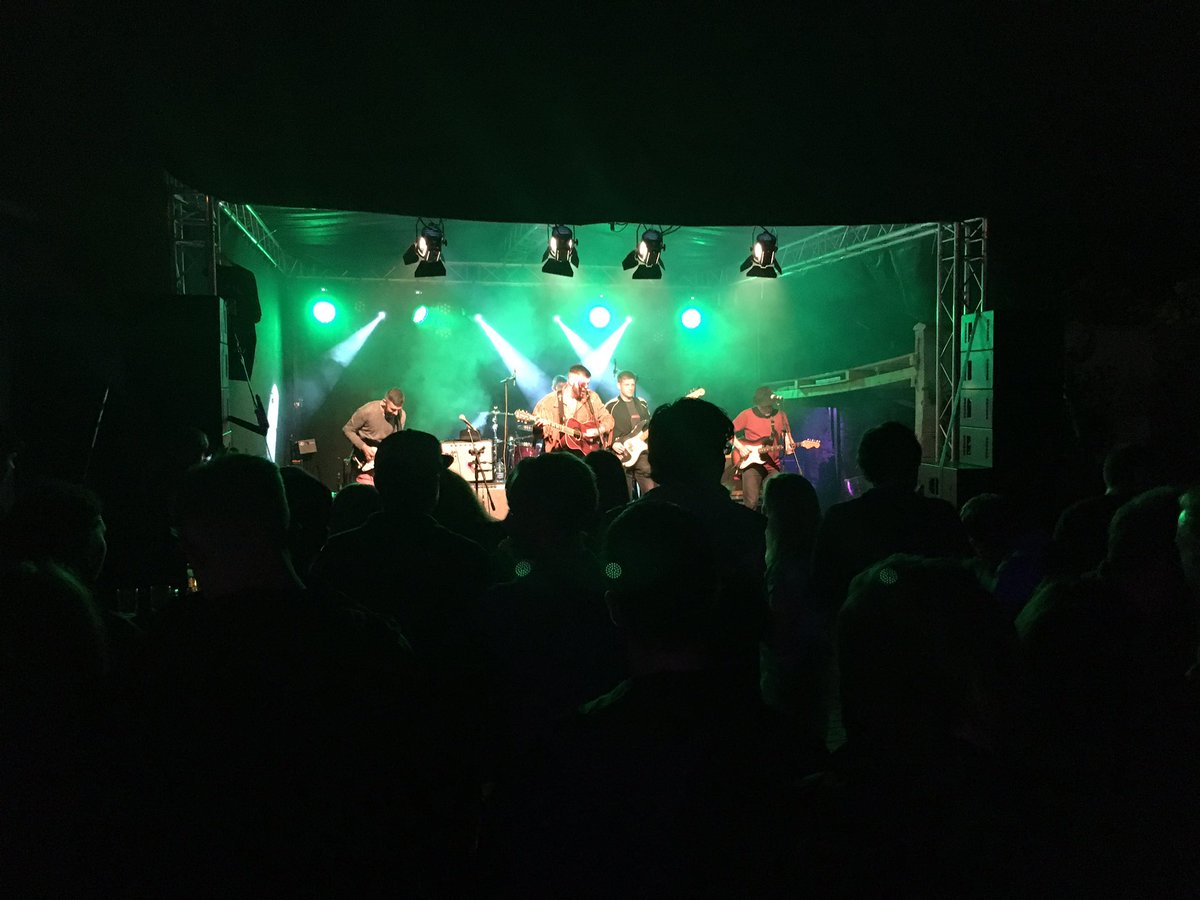 MarkODwyer17's tweet photo. @IAmBrightFalls closed the Feile Beag @FeileArchive in pure style last night...
#feilebeag #NewMusic #thurles #brightfalls #hickeys #altcountry #loggin #feile https://t.co/BTt4qchLqm