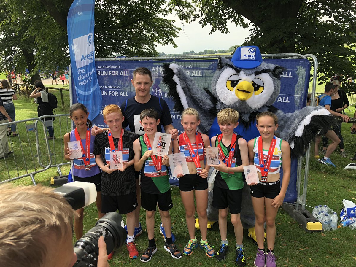 timlichfield's tweet photo. Well done to Daniel Campbell &amp; Lottie Langan who came 1st in the @ArenaGroup Junior Run #runwitharena @minsterfm @daviddunninguk #york https://t.co/IHhg88LOsP