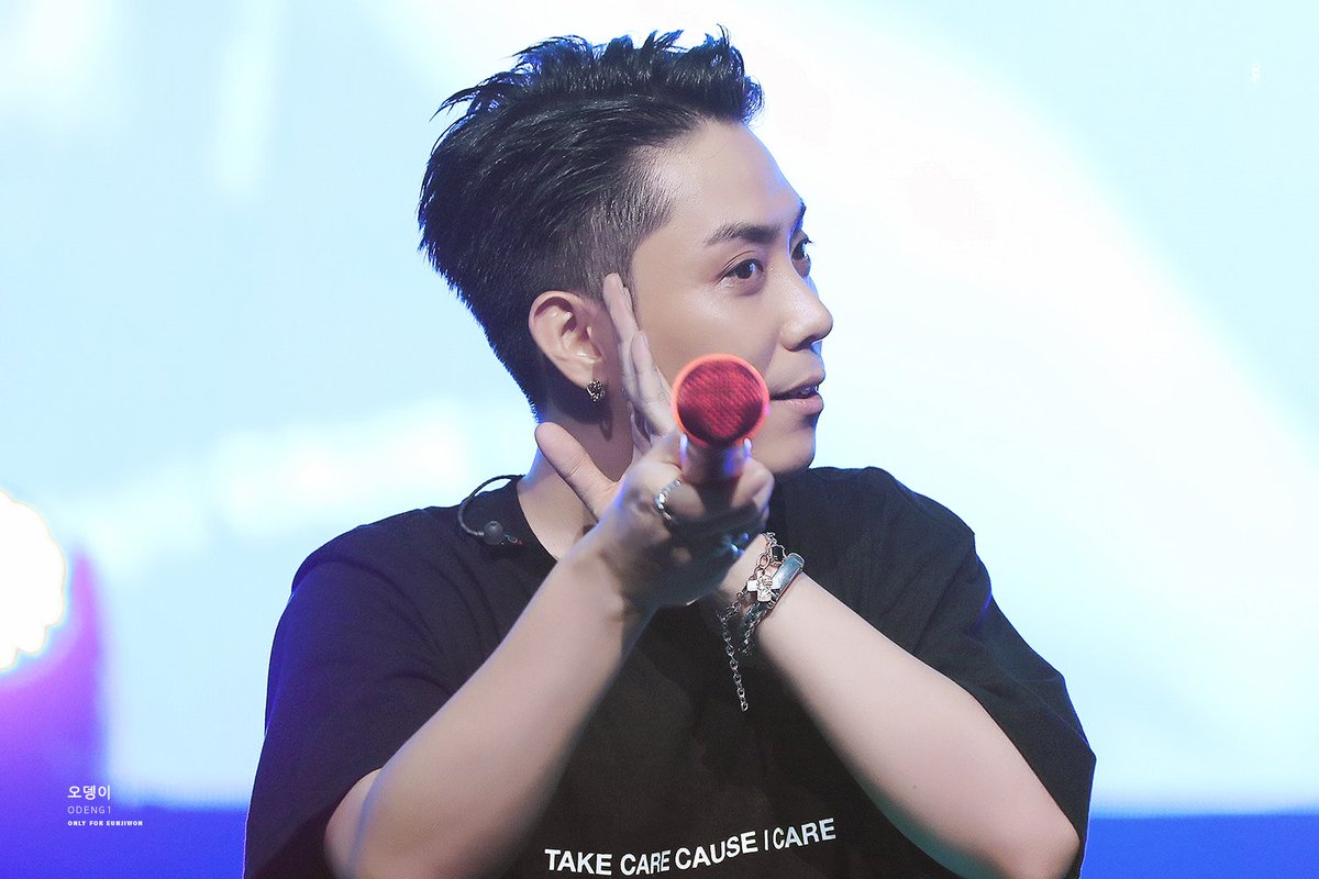 odeng1_'s tweet photo. 190727 은지원 콘서트 ON FIRE

#은지원 #EUNJIWON #ウンジウォン #G1 #殷志源 https://t.co/SpVQjRQsGw