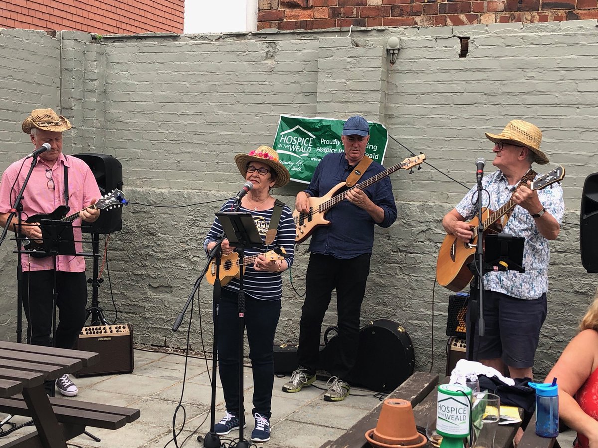 Grumpyoldbookworm (@grumpyoldbookwm) on Twitter photo <a href="/UkelearFallout/">Ukelear Fallout</a> on the sunny side of life at the Black Horse, Camden Rd for <a href="/hospiceweald/">Hospice in the Weald</a> <a href="/UkelearFallout/">Ukelear Fallout</a> on the sunny side of life at the Black Horse, Camden Rd for <a href="/hospiceweald/">Hospice in the Weald</a>