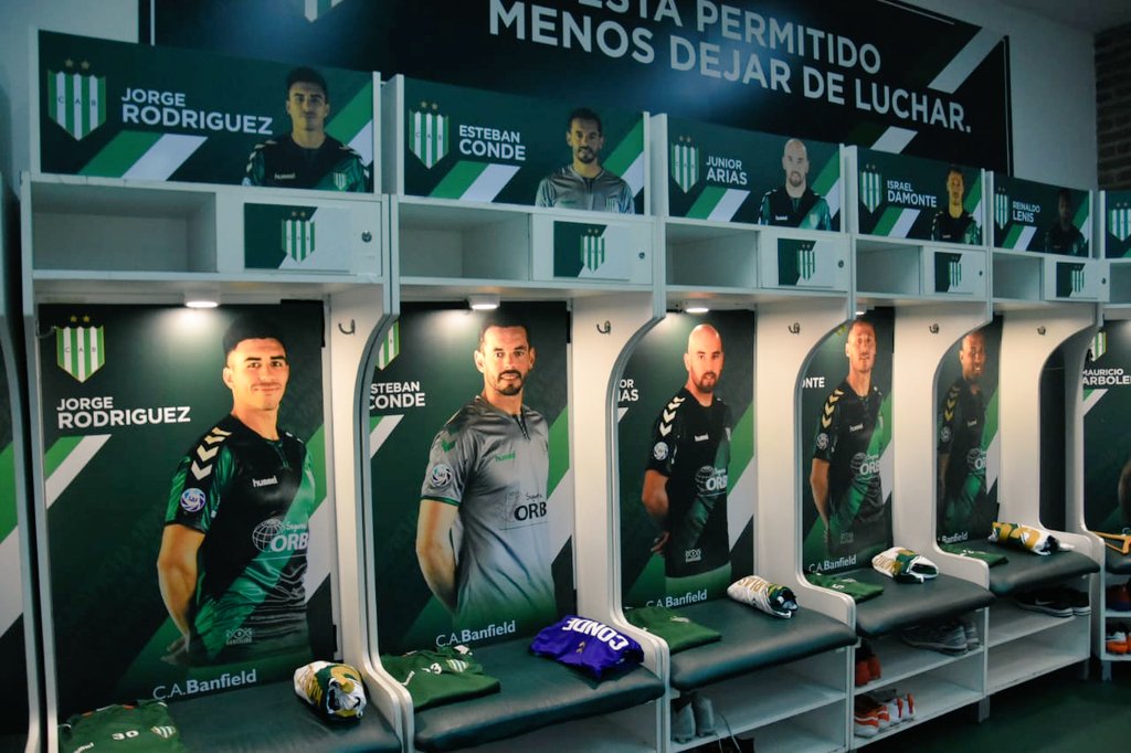 CAB_oficial's tweet photo. ¡Vestuario listo! ✅

#JugamosTodos 💚 #VamosBanfield https://t.co/imGR3GZx6h