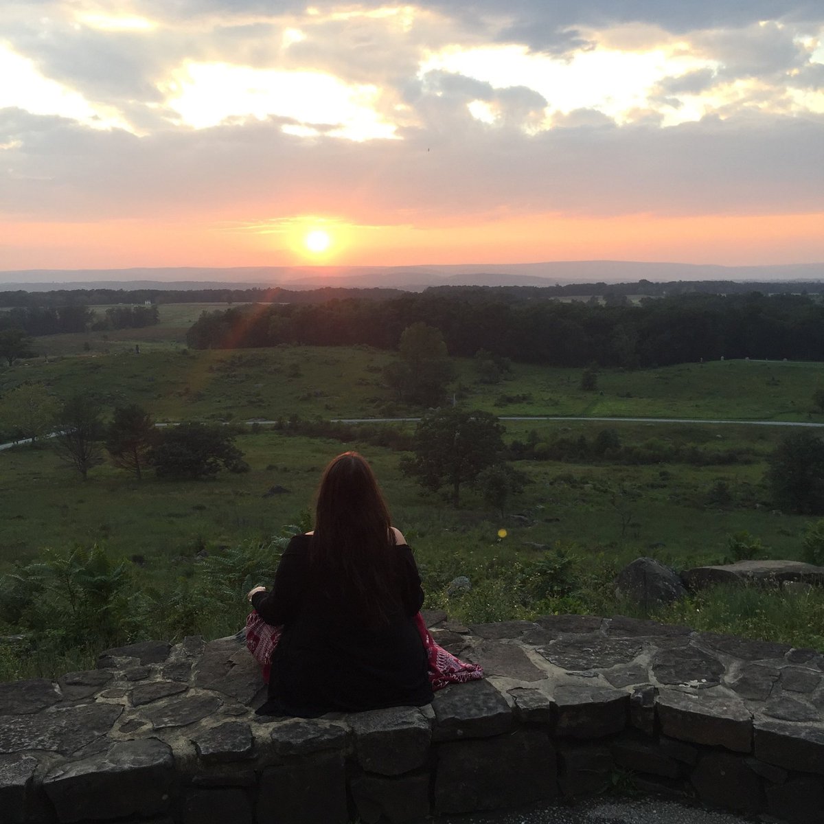 BlueAngelHealin's tweet photo. Preparing for a morning of healing and bliss. Perfect ending to your weekend. Become relaxed and enjoy a guided meditation, Reiki and Messages with me this am at 10 at the Zen Loft #Meditationfeedsthesoul #Reikiheals #letgo #metime https://t.co/yZIcqT9Irw